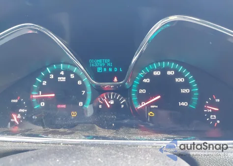 2017 Chevrolet Traverse Premier z USA, uszkodzony, nr VIN 1GNKRJKD7HJ350176